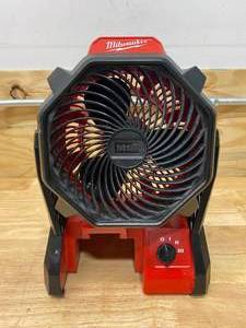 MILWAUKEE M18 18-Volt Lithium-Ion Cordless Jobsite Fan (Tool-Only)
