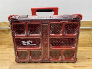 MILWAUKEE PACKOUT 11-Compartment Impact Resistant Portable Small Parts Organizer