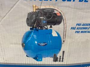 SUPERIOR PUMP 12.4 GPM 34 HP Cast Iron Convertible Jet Pump w 13.2-Gallon Tank & Injector Kit