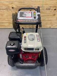 SIMPSON PowerShot PS60869 4000 PSI at 3.5 GPM HONDA GX270 Cold Water Pressure Washer