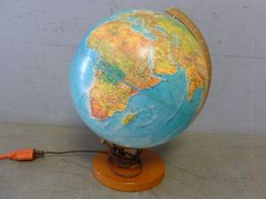 Vintage Lightup Globe