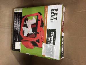 Pet Gear Generation Ii 26.5 Deluxe Portable Soft Crate - Red Customer Returns See Pictures