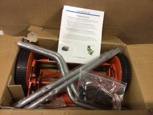 14 in. 4-Blade Manual Walk Behind Reel Lawn Mower Customer Returns See Pictures