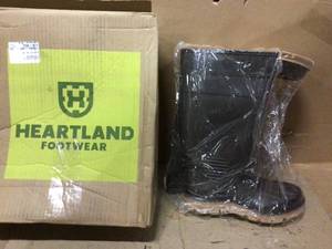 Heartland Mens Size 9 Brown Barnyard PVC Boot Customer Returns See Pictures