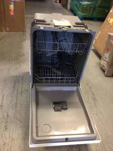 Hotpoint 60-Decibel Front Control 24-in Built-In Dishwasher (White) display model review pictures includes limited warranty