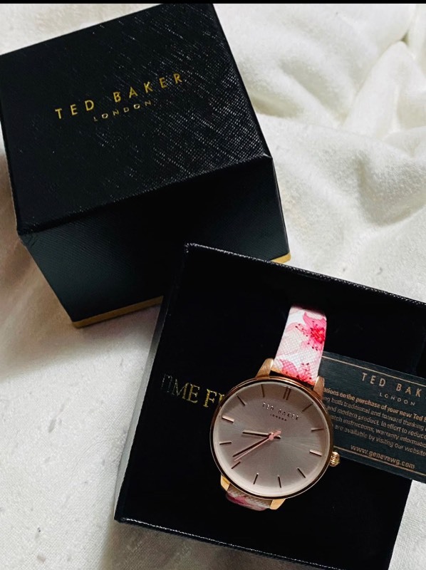 Ted baker watch outlet instructions