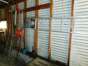 lot 7 image: Garden Spade-Fish Net-Snow Shovel-Steel Ladder-Antique Wooden Ladder-Weed Trimmer-Vintage Garage Broom