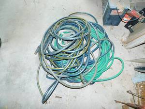 lot 12 image: Garden Hose