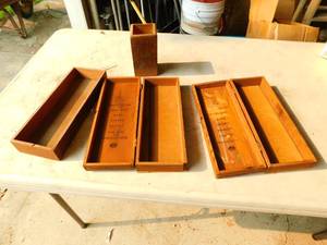 lot 52 image: Wooden Tool Container--Hinged Wooden Containers