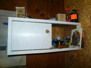 lot 90 image: Sliding Door Storage Cabinet W Miscellaneous Items In It