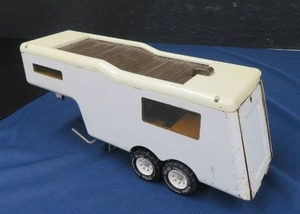 1970S TONKA XR-101- 5TH WHEEL PULL CAMPER WITH SLIDING ROOF TOP