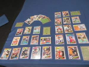 VINTAGE FOOTBALL CARDS