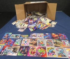 MASSIVE LOT OF MARVEL  DC COMIC CARDS