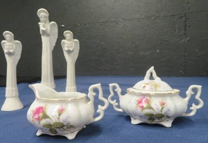 VINTAGE NORCREST CHINA- SUGAR AND CREAM CONTAINERS  3 CERAMIC ANGELS CAROLING