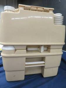 PORTA POTTIE SMALL PORTABLE TOILET