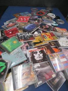 LARGE LOT OF HEAVY METAL CDS