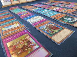 YUGIOH TRADING CARDS (COLLECTABLE)