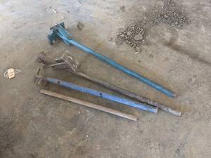 lot 76 image: Lot of (3) Rebar Benders
