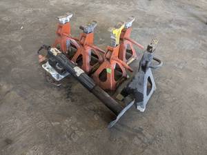 lot 81 image: Lot of (5) Jack Stands and Trailer Jack