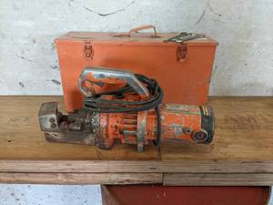 lot 88 image: Diamond DC25X Power Rebar Cutter - Tested and Works