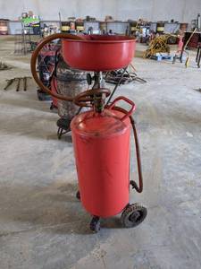 lot 110 image: Pneumatic Oil Collection Tank for under a Hoist w Pan