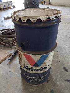lot 119 image: Valvoline 16 Gallon Multi-Purpose Grease - About 10% full