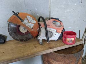 lot 139 image: Stihl Cutoff Saw for Parts