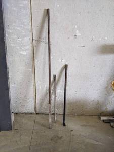 lot 178 image: Lot of (3) Solid Steel Prybars