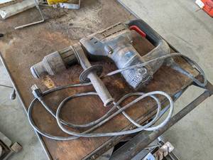 lot 183 image: Bosch SDS-Max Rotary Hammer Drill - Powers On