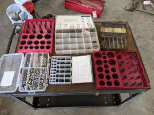 lot 207 image: O-Ring Kits, Grease Zerk Kit, Drain Plug Gaskets, Pins