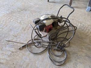 lot 217 image: Simpson Pressure Washer w Honda GX160 Engine