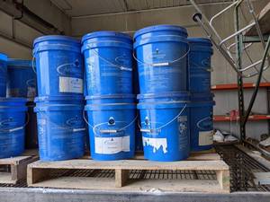 lot 256 image: PALLET LOT - (24) 5 Gallon Buckets Vertex