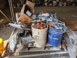 lot 261 image: PALLET LOT - Mudsill Anchors and More