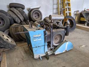lot 36 image: Target Quadra-Matic Concrete Saw w 4 Cylinder Engine - Engine is Free