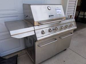 lot 615 image: Kenmore Elite Stainless Steel Natural Gas Grill 6-Burner