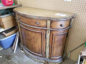 lot 751 image: Vintage Wood Bar Cabinet