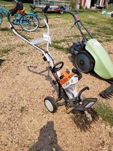 lot 612 image: Stihl MM55C Gas Tiller