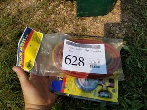 lot 628 image: Yellow Jacket Test and Charging Manifold (with original packaging)  with Refrigeration Charging Hose 3-pak
