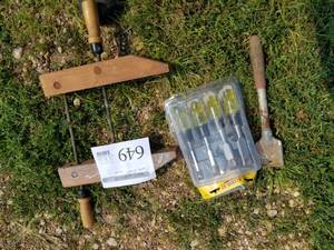 lot 649 image: Hand Tools  with Wood Clamp, Chisel Set 4-piece, Scraper