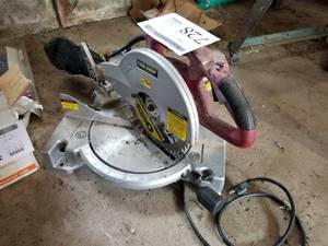 lot 728 image: Tool Shop 240-2095 10 Compound Miter Saw