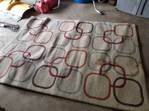 lot 715 image: Area Rug
