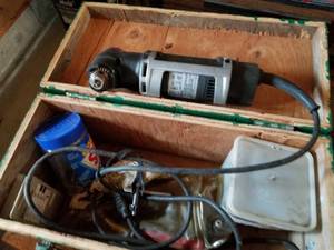 lot 707 image: Black & Decker 1165 Shorty  38 Drill  with Toolbox and Accessories
