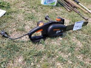 lot 779 image: Remington 16 Bar Electric Chainsaw