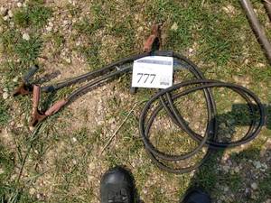 lot 777 image: Jumper Cables