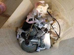 lot 752 image: Caster Wheels, Misc. Tools (in bucket)
