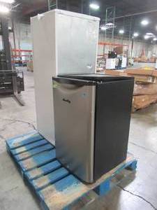 lot 102 image: WHOLESALE MIXED PALLET OF REFRIGERATORS