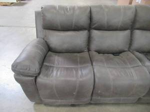 lot 10 image: Signature Design by Ashley Erlangen Sofa 3000415