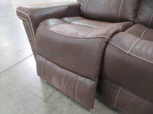 lot 11 image: Coaster Furniture Wixom Brown Sofa 603511PP