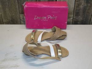 Dream Pairs Nora GoldWhiteNude Size 11