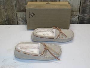 Dream Pairs Auzy-02 Size 6.5-7